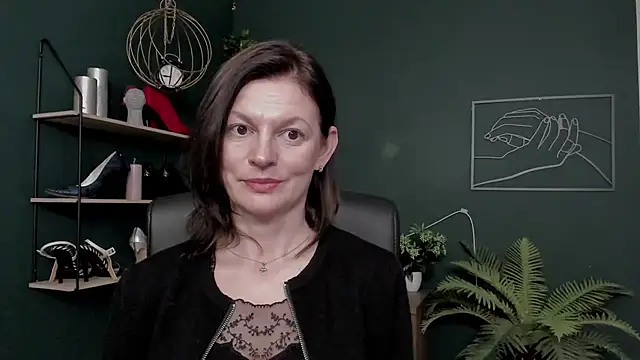 VivianWILD Chat XXX live