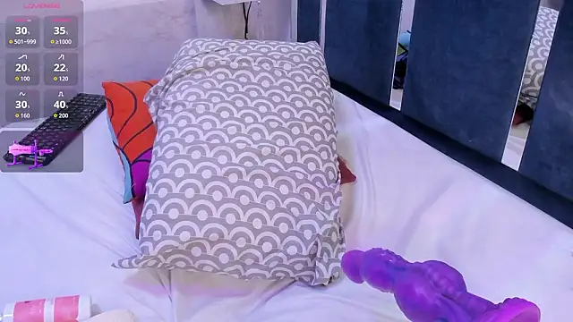 VeronicaRyan Chat XXX in diretta