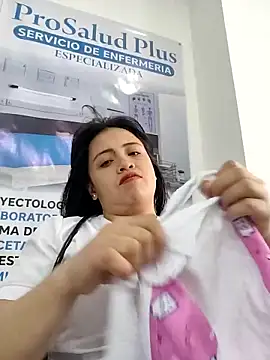 MILA__06: онлайн-секс-чат