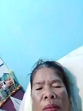 sexylizzy4u 现场XXX聊天