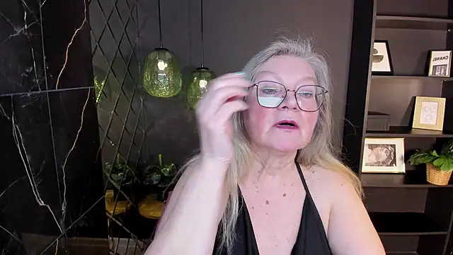 NataliMellow: онлайн-секс-чат