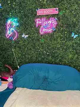 Czat XXX na żywo – RenaThickAss