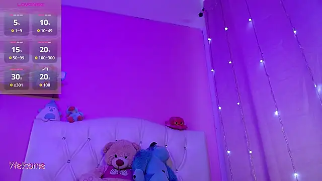 HECATE_23 élő XXX-chatje