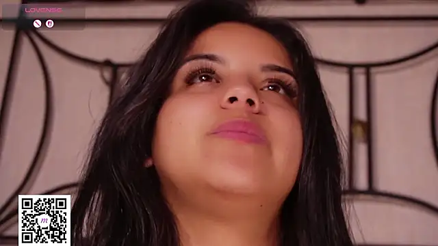 Sophia_wilsonn_: онлайн-секс-чат