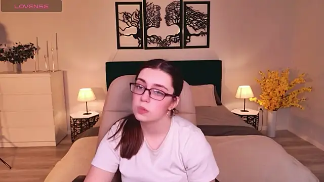 DaniellaLovely élő XXX-chatje