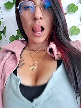 VALERY-03_ Live XXX-chat