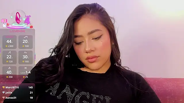 nicolle_pierce Chat XXX live