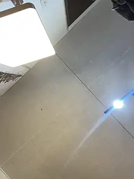 Sallem_Pink: онлайн-секс-чат