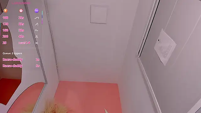 ThiccyLexxy: онлайн-секс-чат