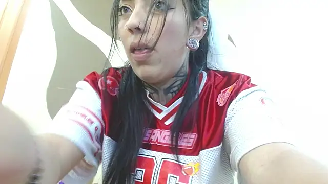 LiaMonroee_ élő XXX-chatje