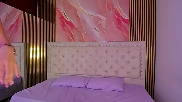 Czat XXX na żywo – Lucy_boobss