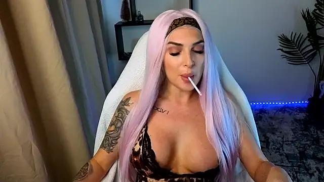 Raven_Ink's Live XXX Chat