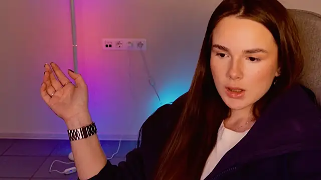 May_Bloom élő XXX-chatje