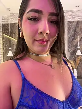 Hannahpradaa_ Chat XXX in diretta