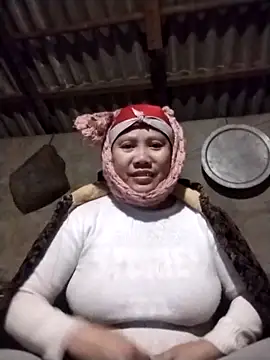 Linhcutex's Live XXX Chat