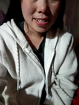 Chloe-ee Chat XXX live