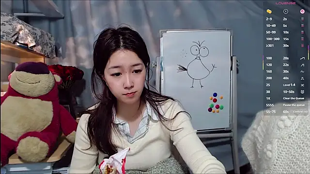 XueLi1902: онлайн-секс-чат