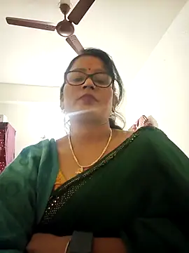 kavya78 live XXX chat