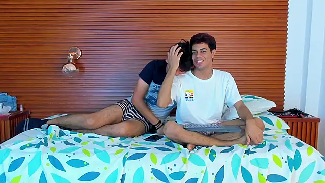 PeakkTwiins webkamerás műsora