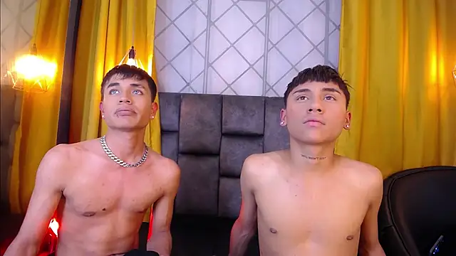 Maik_Russo élő XXX-chatje