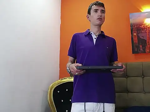 Chatroom XXX en direct de Iam_Smith_