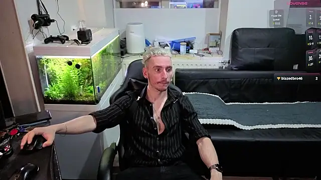 Rayzel_White – Live XXX-chat