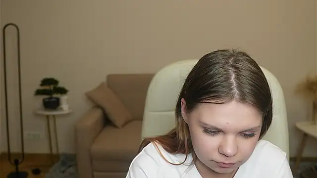 VetaDearmon Chat XXX live