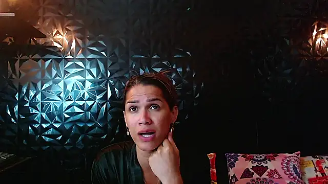 PINK__LOLA1 라이브 XXX 채팅