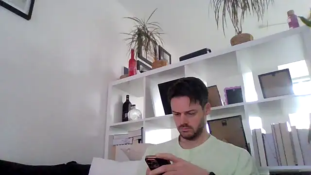 Chatroom XXX en direct de bigcockjohnxxxxx