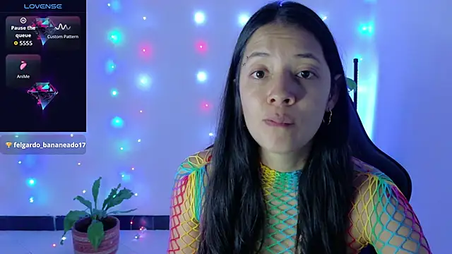 Sarasavage Chat XXX live