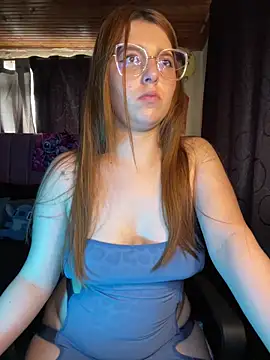 Živý XXX chat CoraVibes