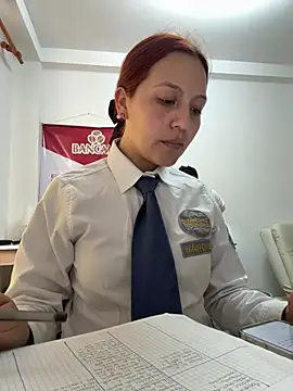 Emily-7_のライブXXXチャット