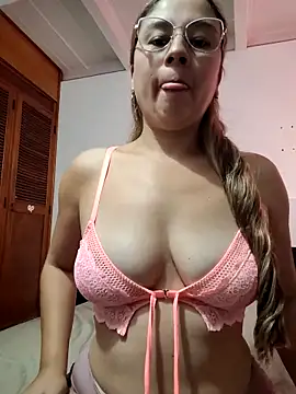 selena_gomez2 লাইভ XXX চ্যাট