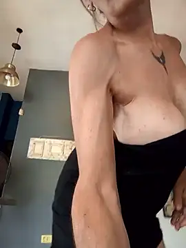 XXX chat uživo modela FrozenWaffle