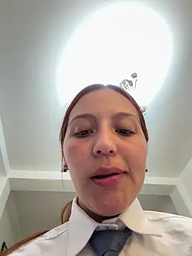 Chat XXX ao vivo de Emily-7_