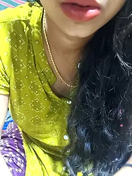 call_me_mouni099 Show in webcam