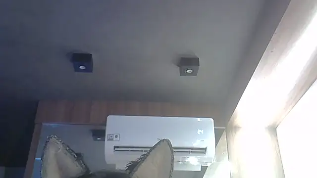 SkinnyKitten Chat XXX in diretta