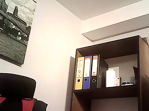 mastercharisma35 Adlı Modelin Canlı XXX Sohbeti