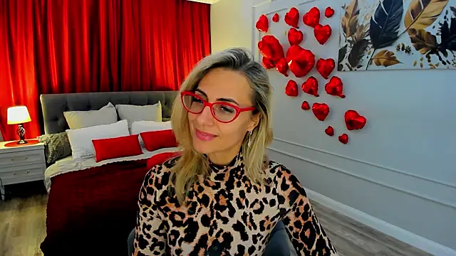 MuseOfStage's Live XXX Chat