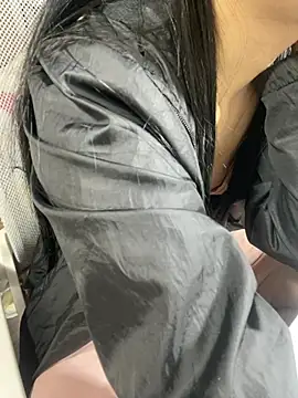 Mina048のライブXXXチャット