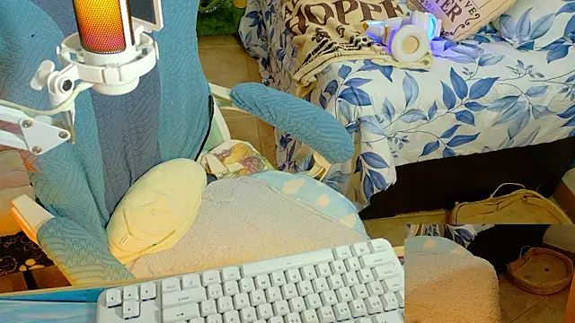 minakitsume Adlı Modelin Canlı XXX Sohbeti