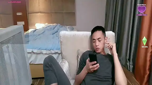 Webkamerová show Tsia-Die