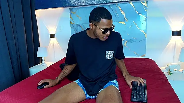 Latinblack_98 Chat XXX live