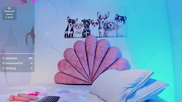 KarelyMitchel Chat XXX in diretta