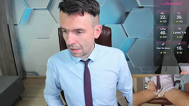 Živý XXX chat SteveTiger