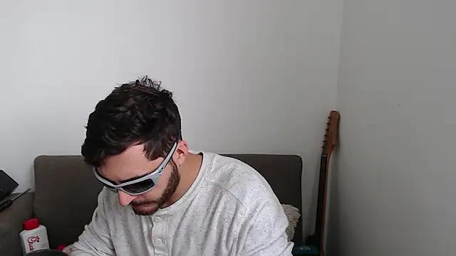 thomas_gun élő XXX-chatje