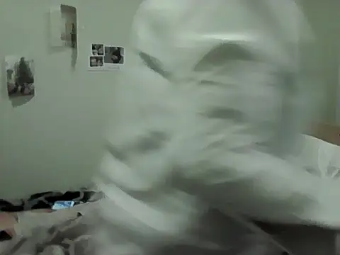 Latex_shantie Chat XXX in diretta