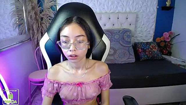 Czat XXX na żywo – NathaliaSweet_11