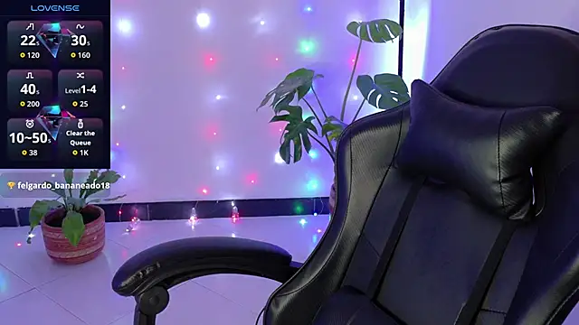 Sarasavage's Live XXX Chat