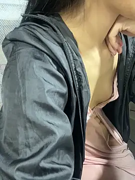 Czat XXX na żywo – Mina048